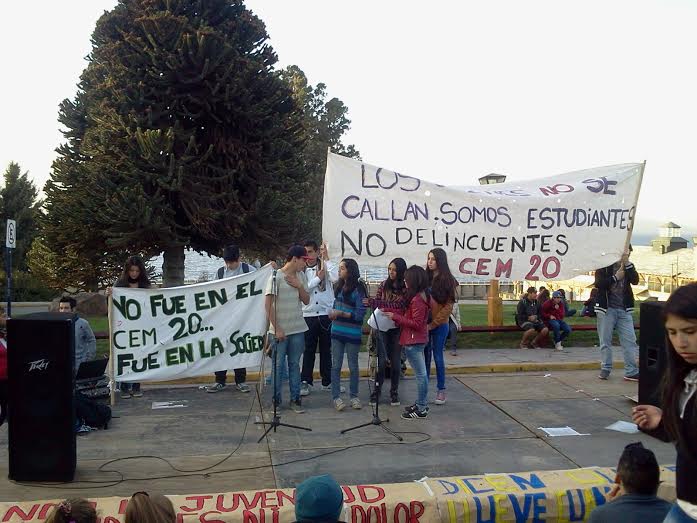 MARCHA-ALUMNOS-SECUNDARIA