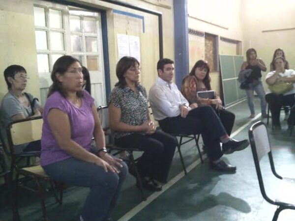 reunión-escuela-de-jóvenes-ok